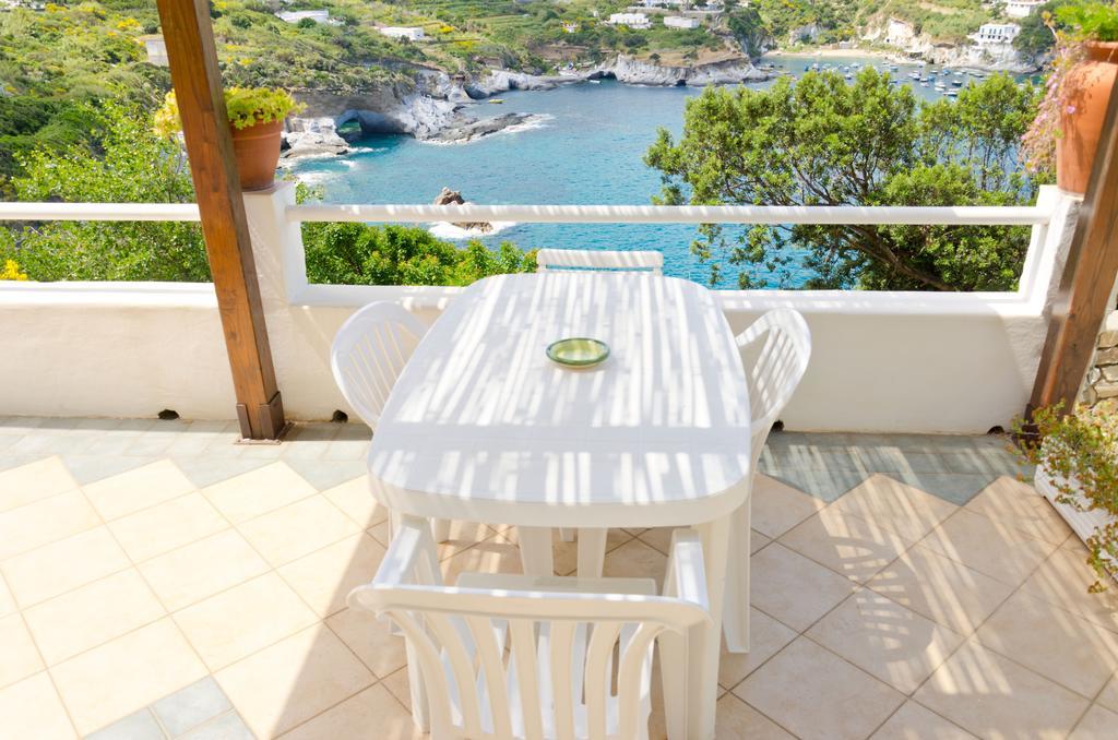 Sunset Village Ponza Bilik gambar