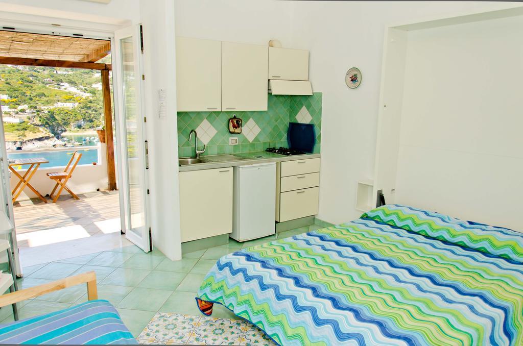 Sunset Village Ponza Bilik gambar