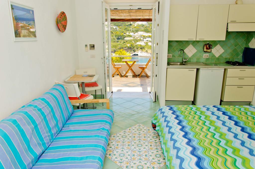 Sunset Village Ponza Bilik gambar